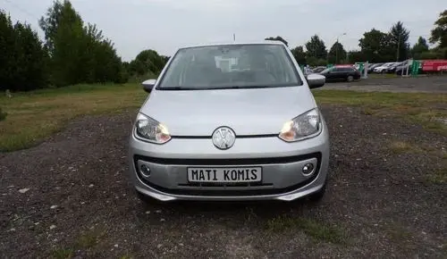 VOLKSWAGEN Up! 
