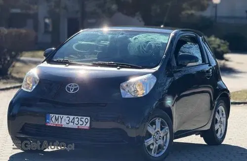 TOYOTA IQ 