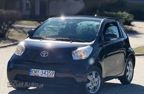 TOYOTA IQ 