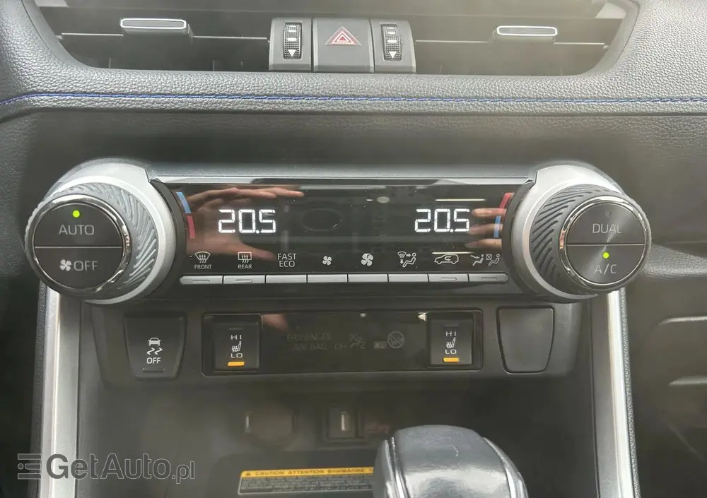 TOYOTA RAV4 2.5 Hybrid Selection 4x4