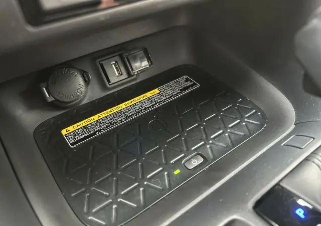 TOYOTA RAV4 2.5 Hybrid Selection 4x4