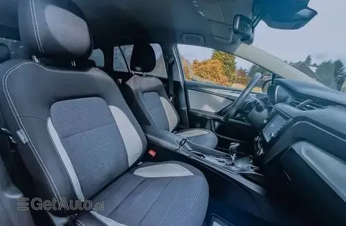 TOYOTA Avensis 