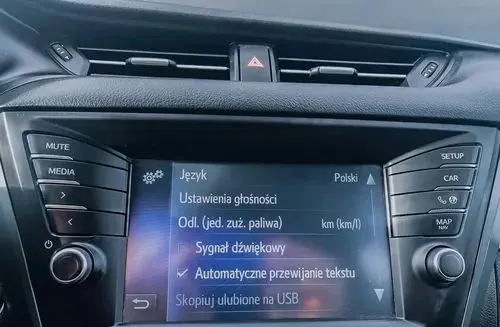 TOYOTA Avensis 