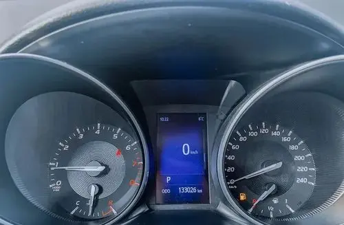 TOYOTA Avensis 