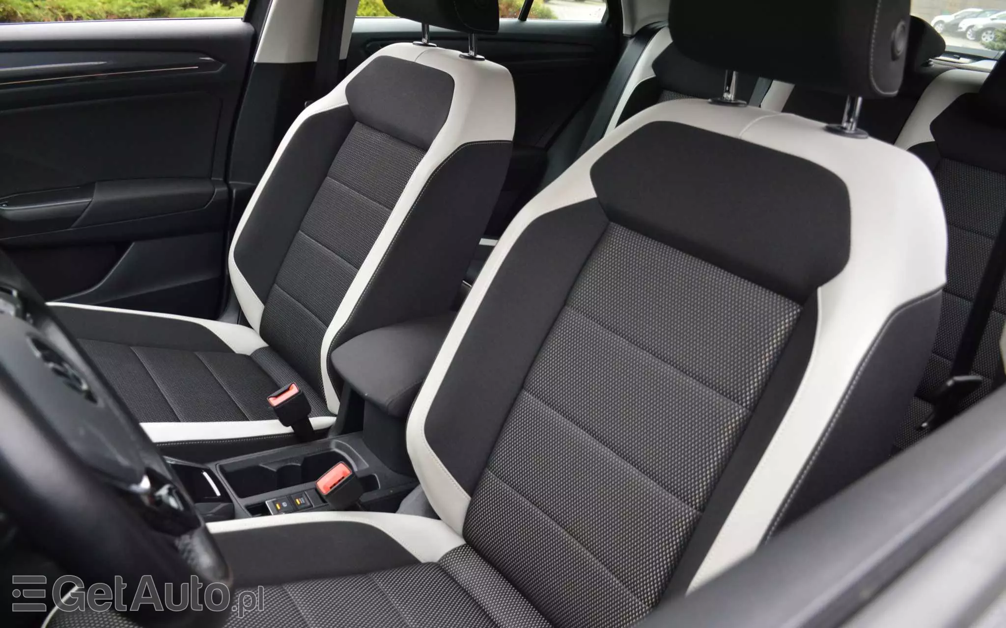 VOLKSWAGEN T-Roc 2.0 TDI SCR DSG Sport