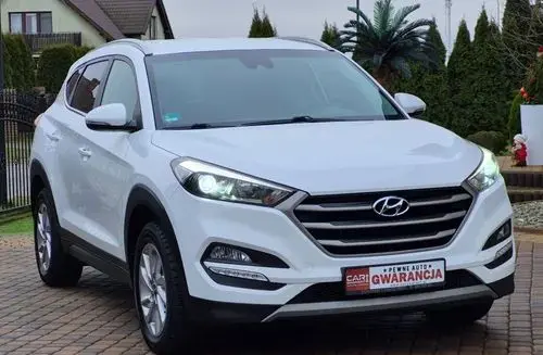 HYUNDAI Tucson 