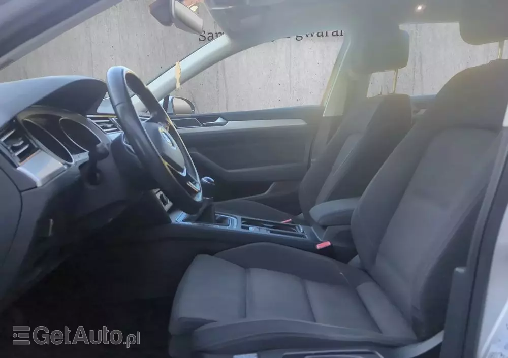 VOLKSWAGEN Passat 2.0 TDI SCR Highline