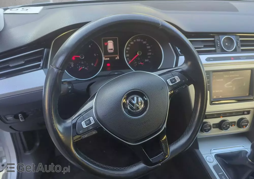 VOLKSWAGEN Passat 2.0 TDI SCR Highline