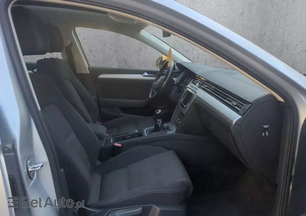 VOLKSWAGEN Passat 2.0 TDI SCR Highline