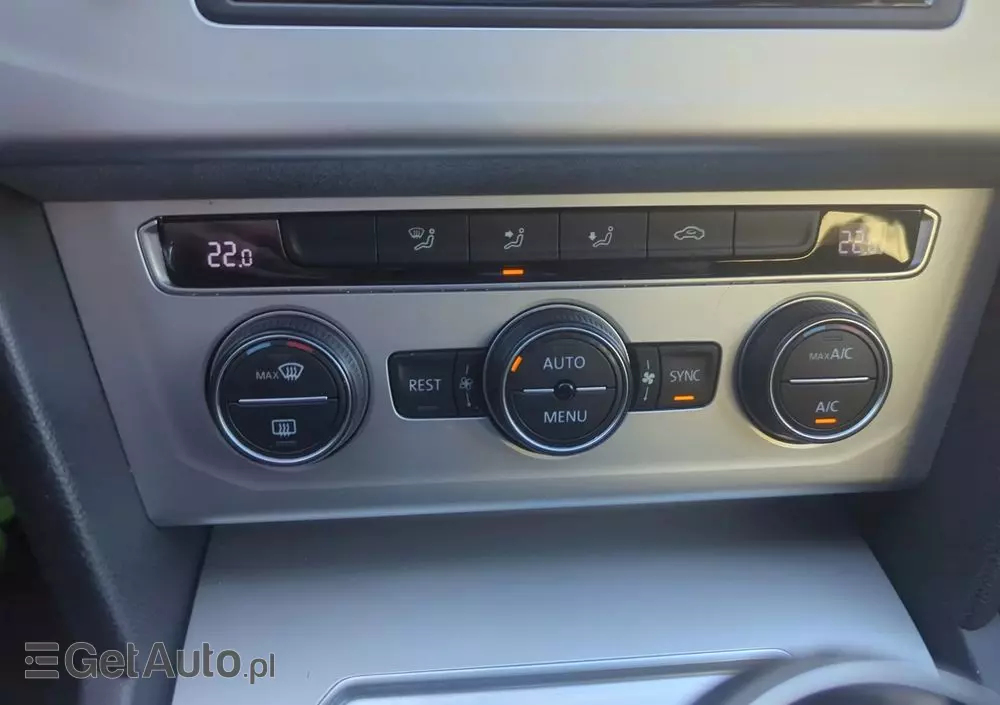 VOLKSWAGEN Passat 2.0 TDI SCR Highline