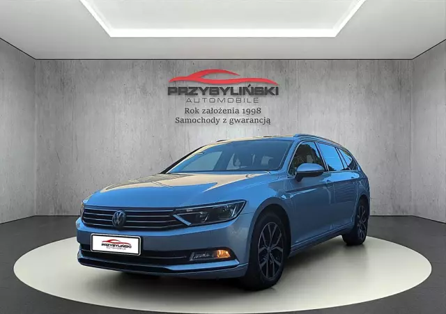 VOLKSWAGEN Passat 2.0 TDI SCR Highline