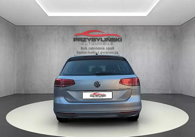 VOLKSWAGEN Passat 2.0 TDI SCR Highline