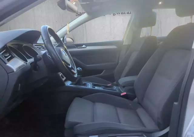 VOLKSWAGEN Passat 2.0 TDI SCR Highline