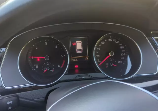 VOLKSWAGEN Passat 2.0 TDI SCR Highline