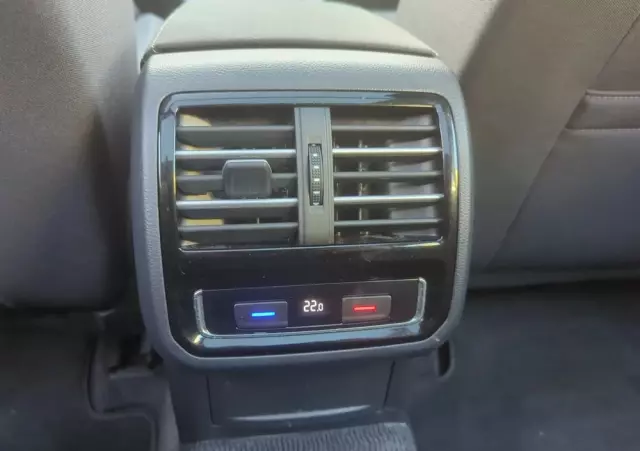 VOLKSWAGEN Passat 2.0 TDI SCR Highline