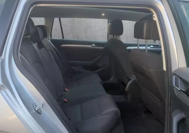 VOLKSWAGEN Passat 2.0 TDI SCR Highline