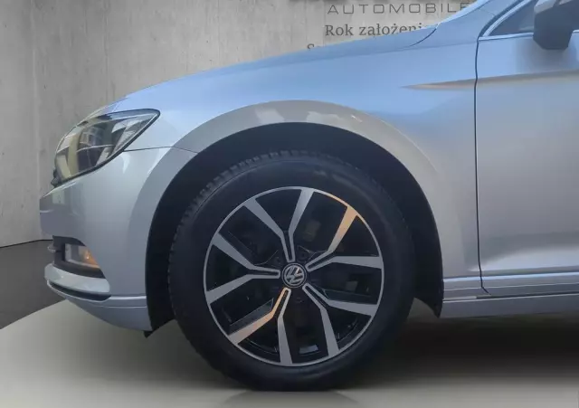 VOLKSWAGEN Passat 2.0 TDI SCR Highline