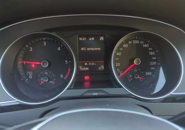 VOLKSWAGEN Passat 2.0 TDI SCR Highline