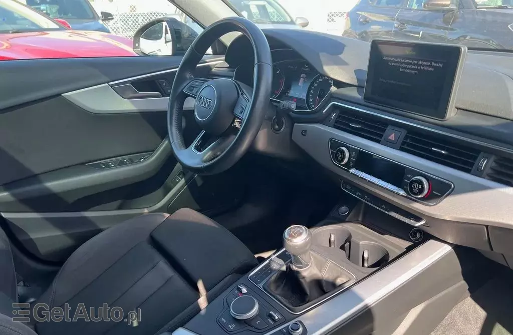 AUDI A4 