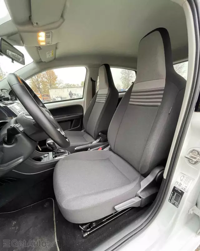 VOLKSWAGEN Up! E-up
