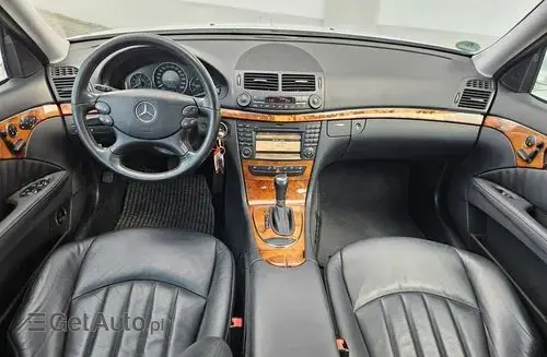MERCEDES-BENZ Klasa E 