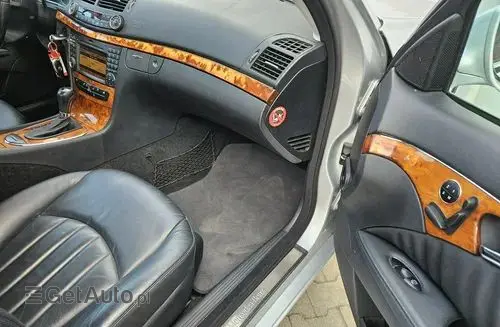 MERCEDES-BENZ Klasa E 