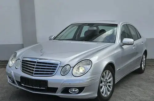 MERCEDES-BENZ Klasa E 
