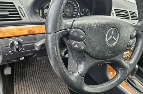 MERCEDES-BENZ Klasa E 