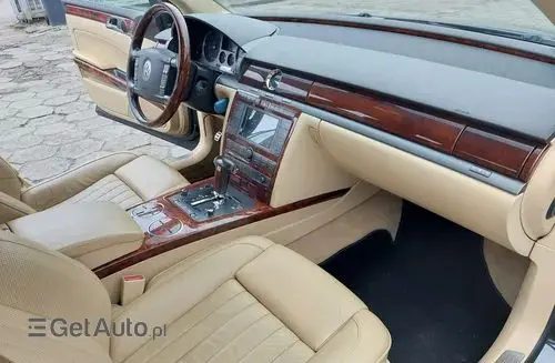 VOLKSWAGEN Phaeton 