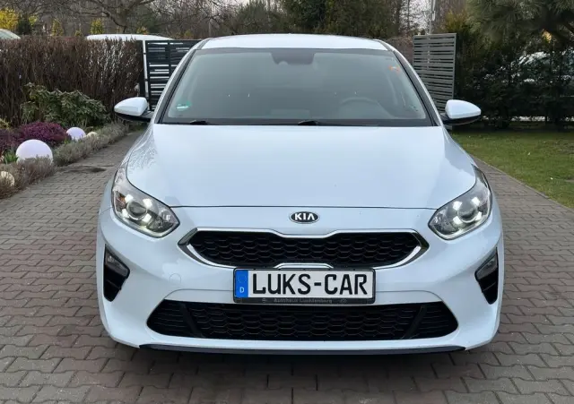 KIA Ceed 1.4 L Business Line Plus