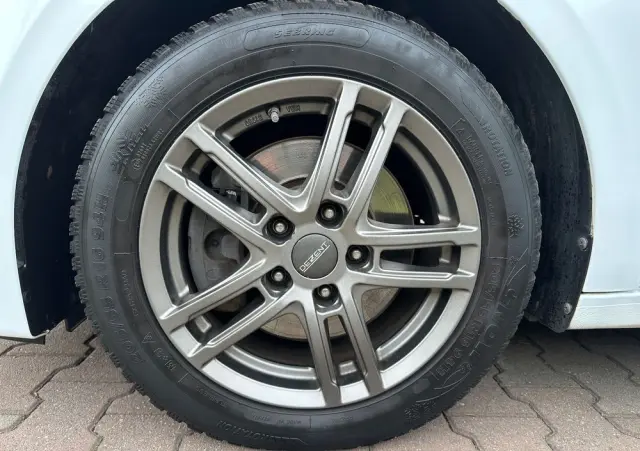 KIA Ceed 1.4 L Business Line Plus