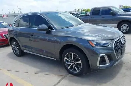 AUDI Q5 