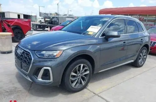 AUDI Q5 