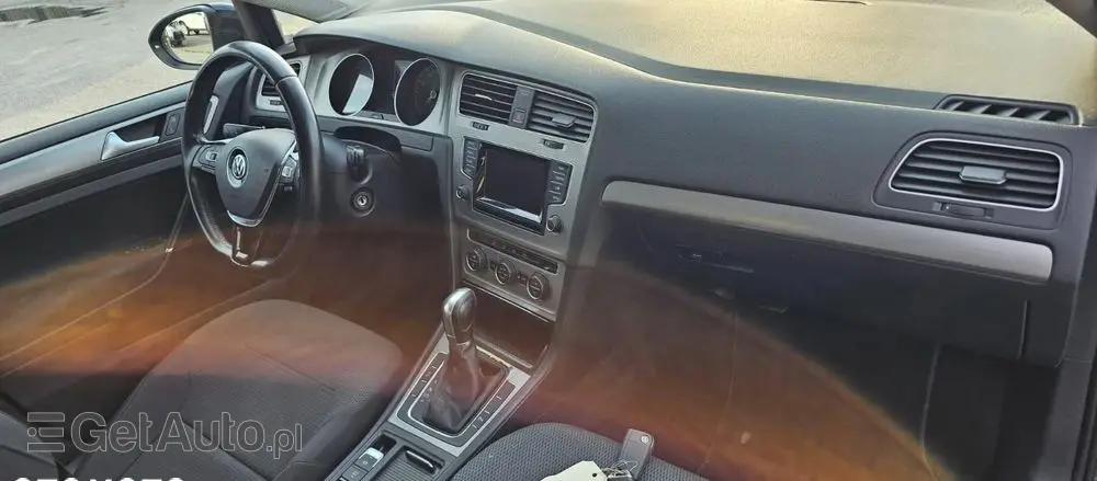 VOLKSWAGEN Golf 2.0 TDI (BlueMotion Technology) DSG Comfortline