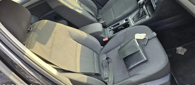 VOLKSWAGEN Golf 2.0 TDI (BlueMotion Technology) DSG Comfortline