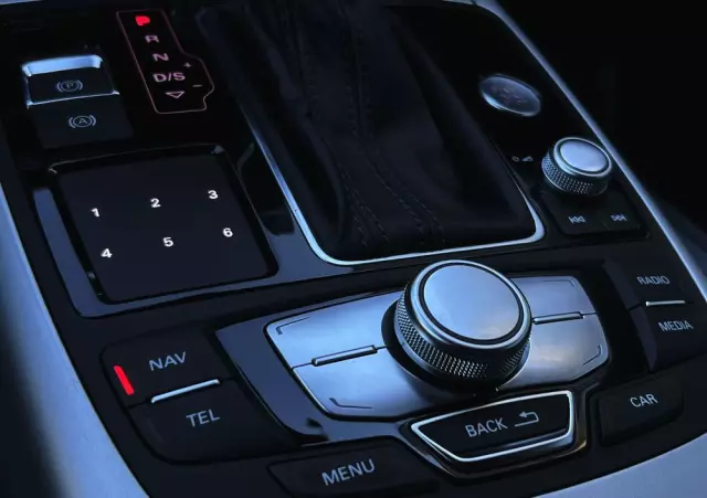 AUDI A6 2.0 TDI ultra S tronic