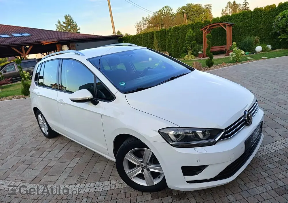 VOLKSWAGEN Golf Sportsvan 2.0 TDI (BlueMotion Technology) Sound