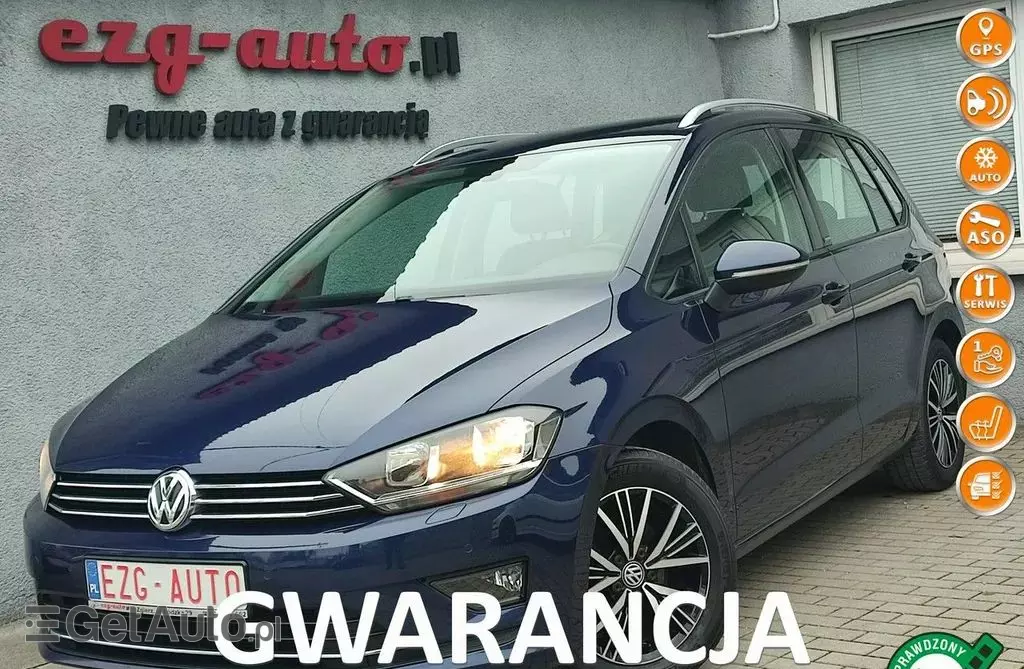 VOLKSWAGEN Golf Sportsvan 