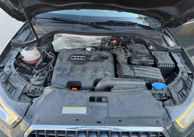 AUDI Q3 2.0 TDI Edycja Specjalna