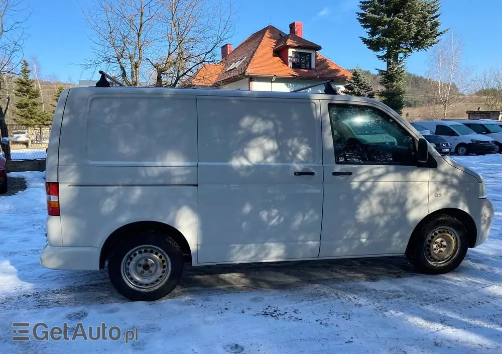 VOLKSWAGEN Transporter T5 