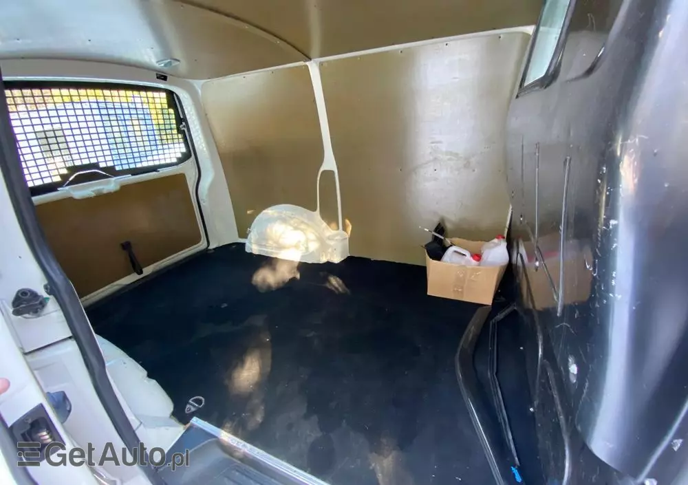 VOLKSWAGEN Transporter T5 