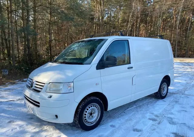 VOLKSWAGEN Transporter T5 