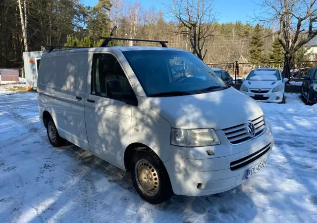 VOLKSWAGEN Transporter T5 