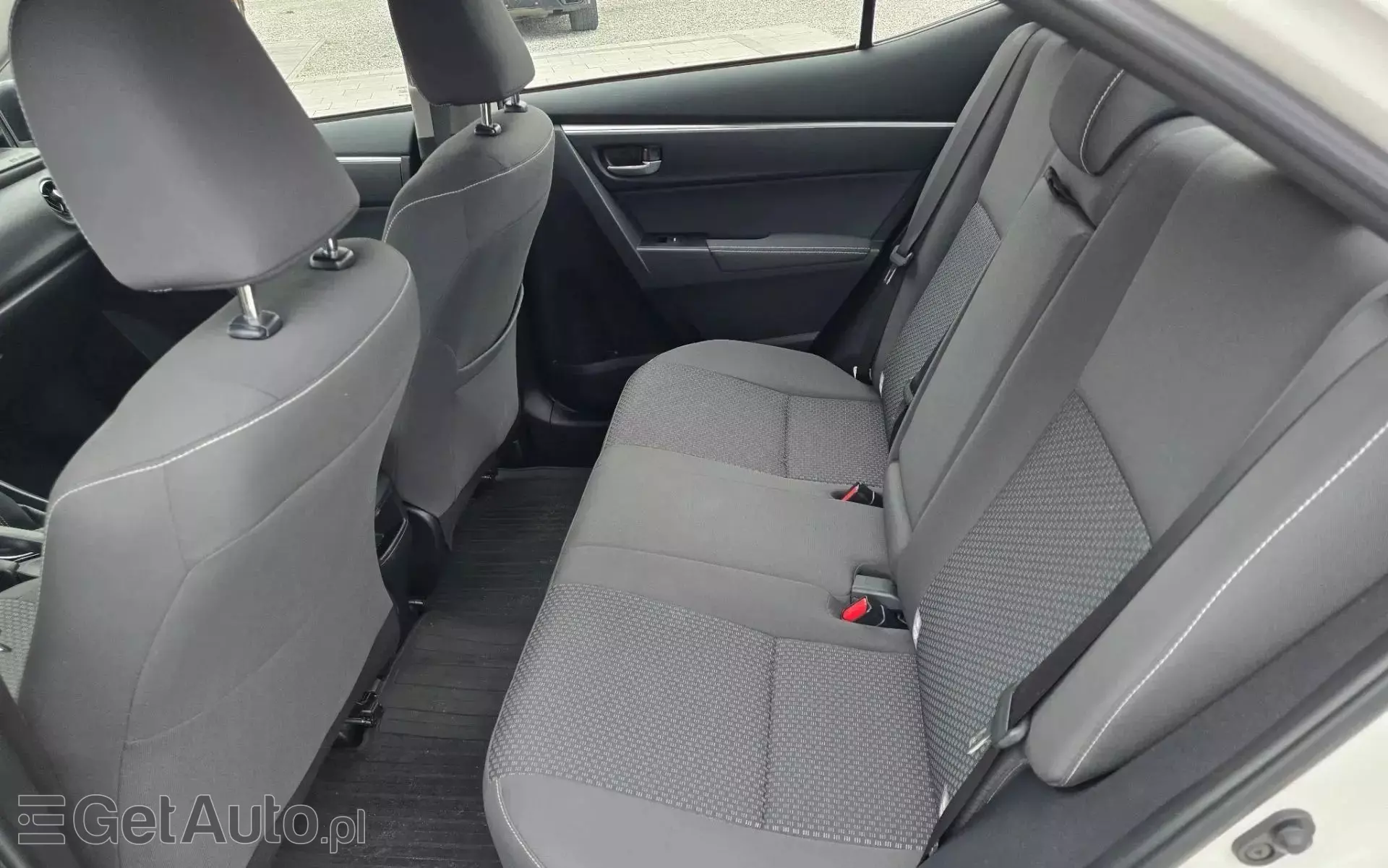 TOYOTA Corolla 1.4 D-4D (90 KM)