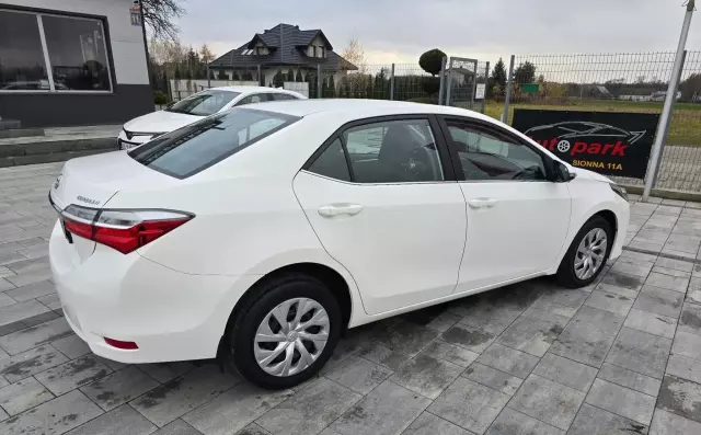 TOYOTA Corolla 1.4 D-4D (90 KM)