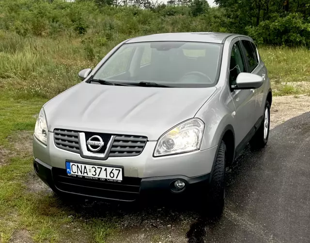 NISSAN Qashqai Acenta 4x4