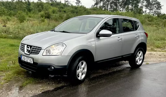 NISSAN Qashqai Acenta 4x4
