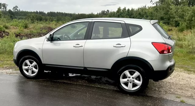 NISSAN Qashqai Acenta 4x4
