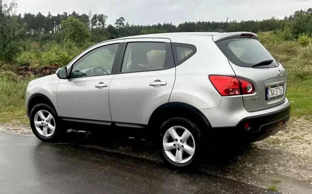 NISSAN Qashqai Acenta 4x4