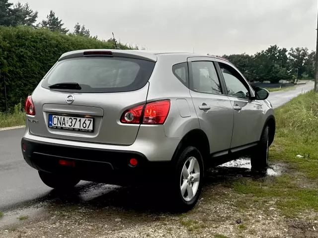 NISSAN Qashqai Acenta 4x4